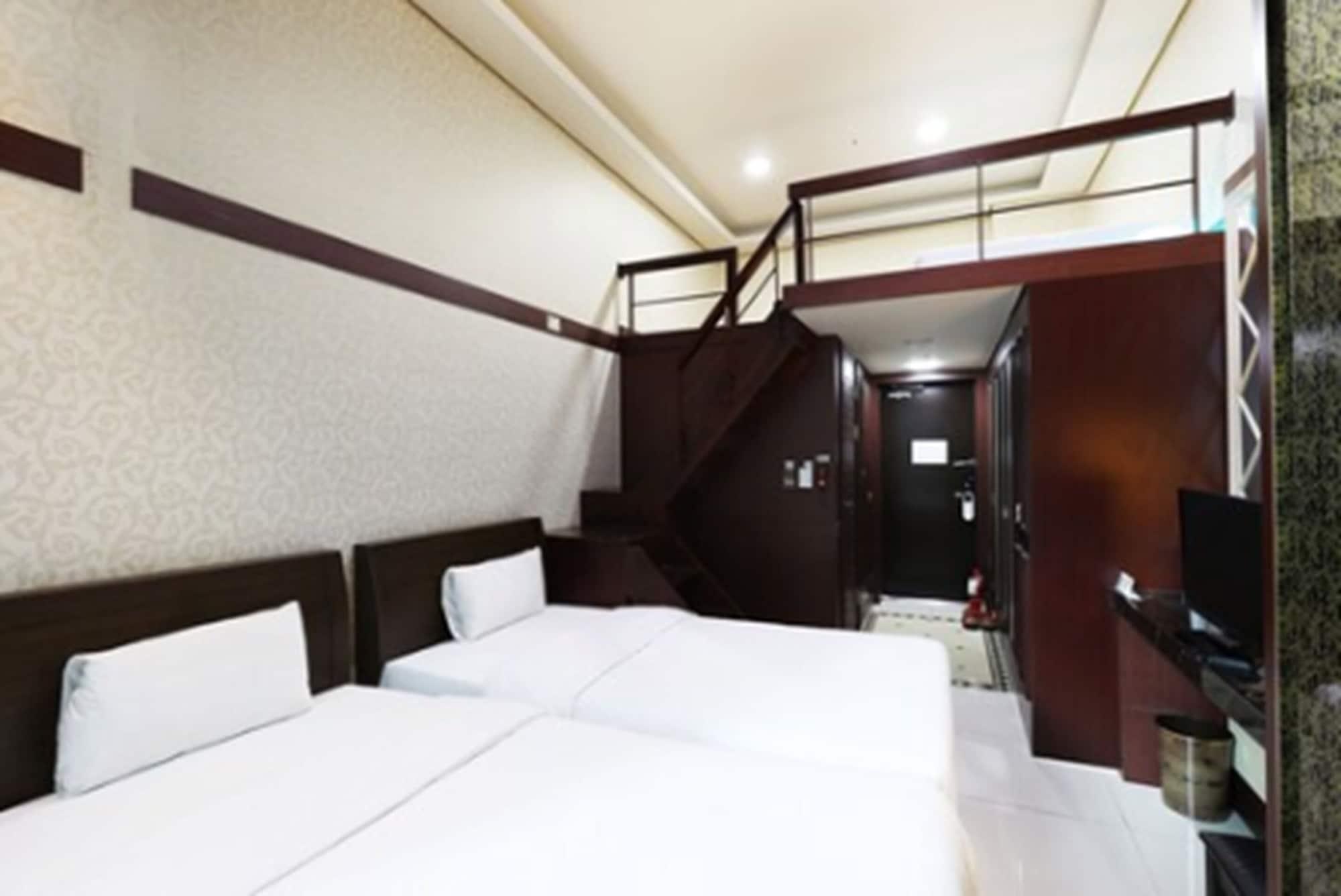 Intercity Seoul Hotel Exterior photo
