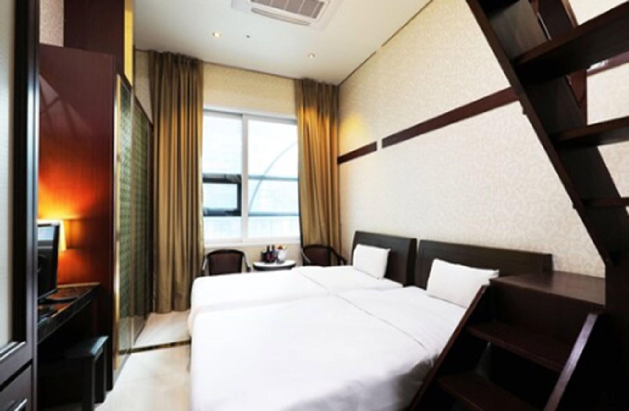 Intercity Seoul Hotel Exterior photo