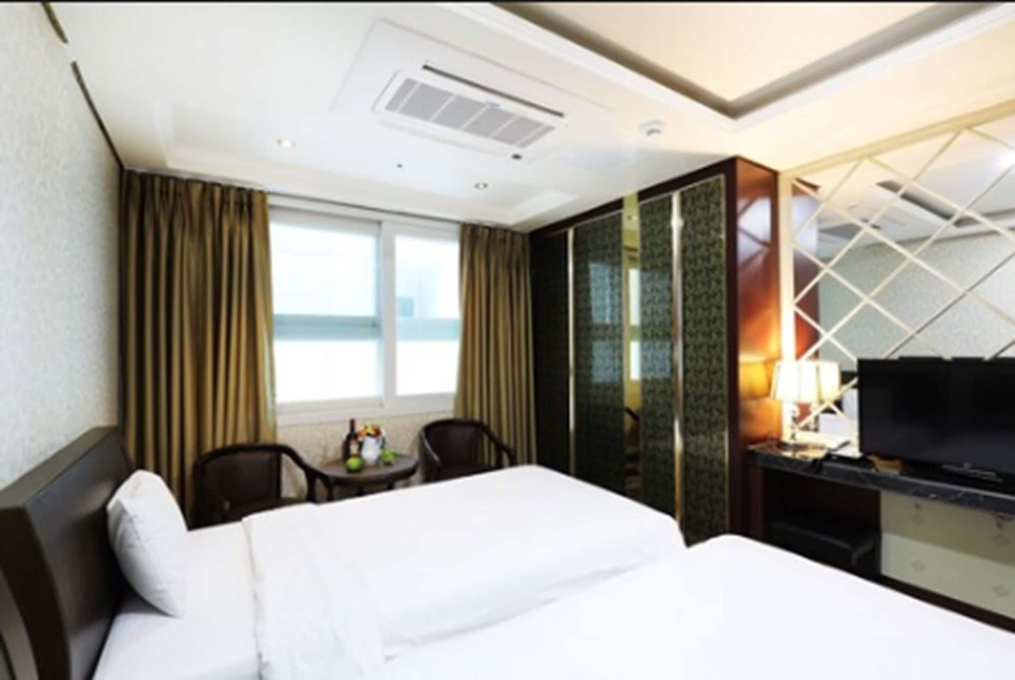 Intercity Seoul Hotel Exterior photo