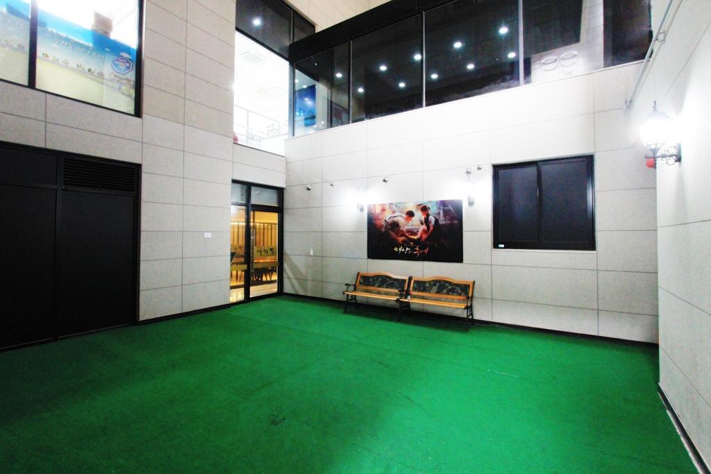 Intercity Seoul Hotel Exterior photo